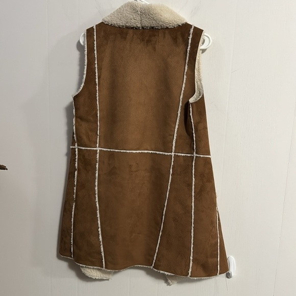 John & Jenn Faux Suede / Faux Fur Super soft long vest Sz Small great condition - Picture 2 of 7
